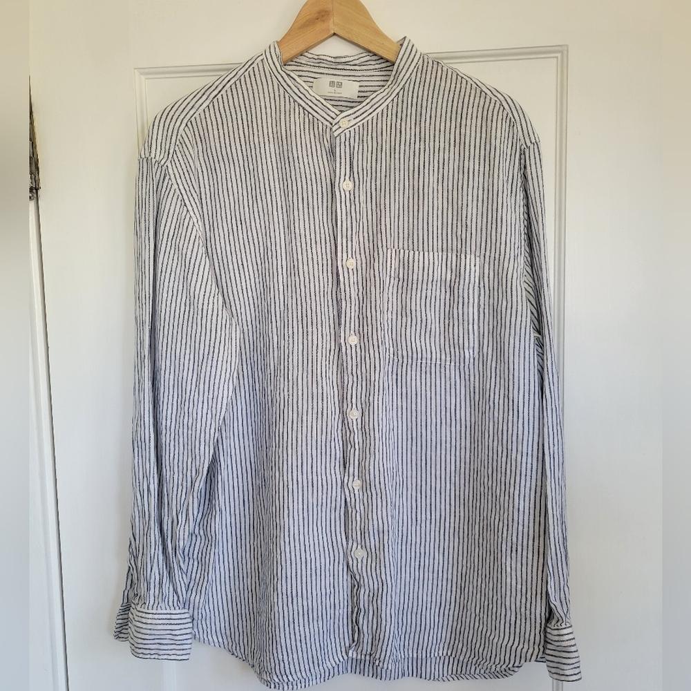 Uniqlo large stripped casual button-up